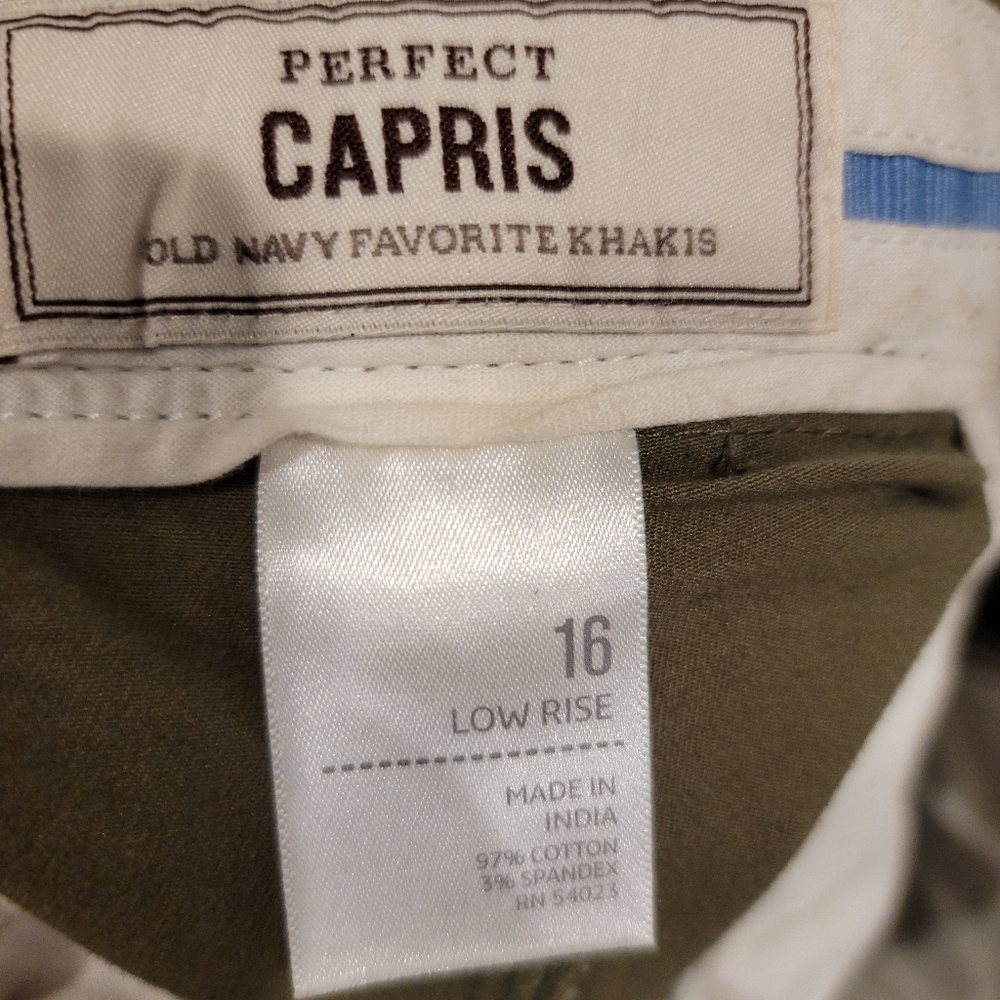 Capris - Picture 3 of 3